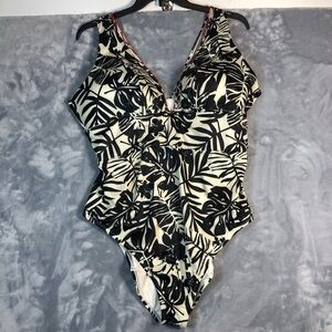 Lane Bryant No Wire Plunge Neck High Leg One Piece Swimsuit Black/White Size 22